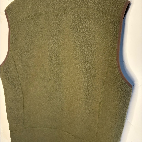 Men’s Patagonia Retro Pile Vest - Picture 2 of 7